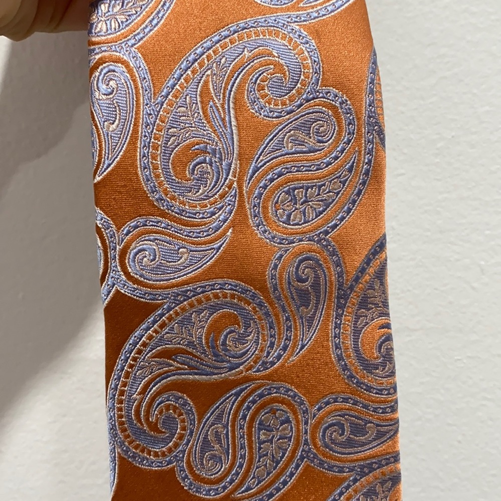 Michael Kors Tie (Like New)